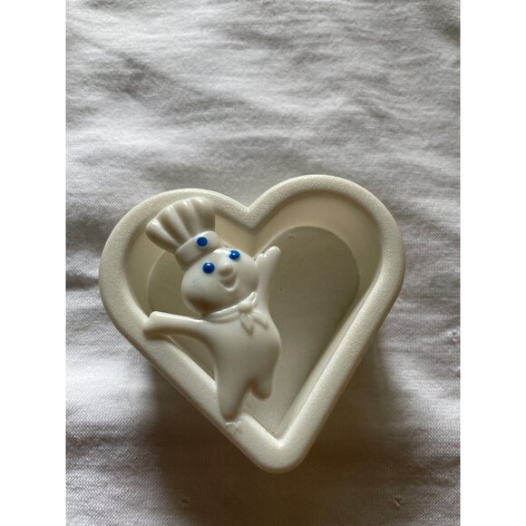 Pillsbury Doughboy Cookie Cutters Set Of 4 Shapes Heart Moon Star Diamond White - Picture 2 of 6
